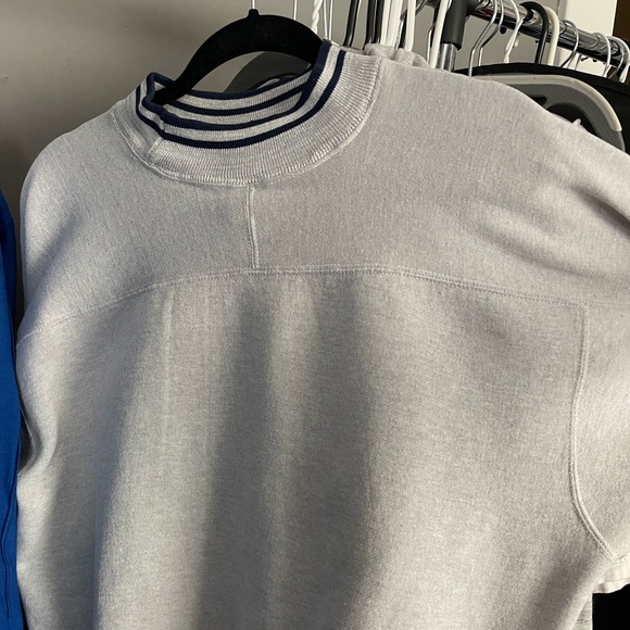 Vintage - University at Buffalo Looney Toons Crew Neck - Picture 4 of 4